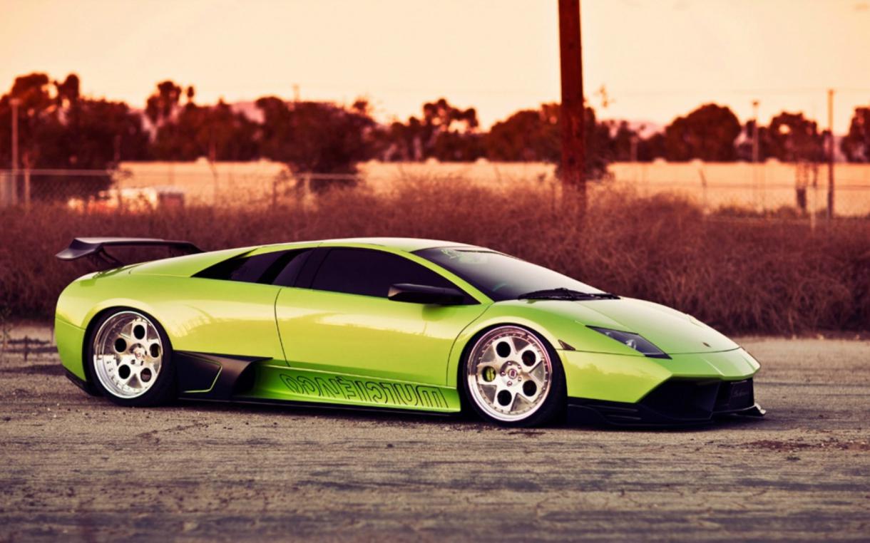 Lamborghini超炫外形跑车图片高清桌面壁纸
